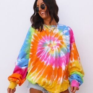 Skull House Designs Tie Dye Crewneck Rainbow Dream M/L NWT IN PACKAGING